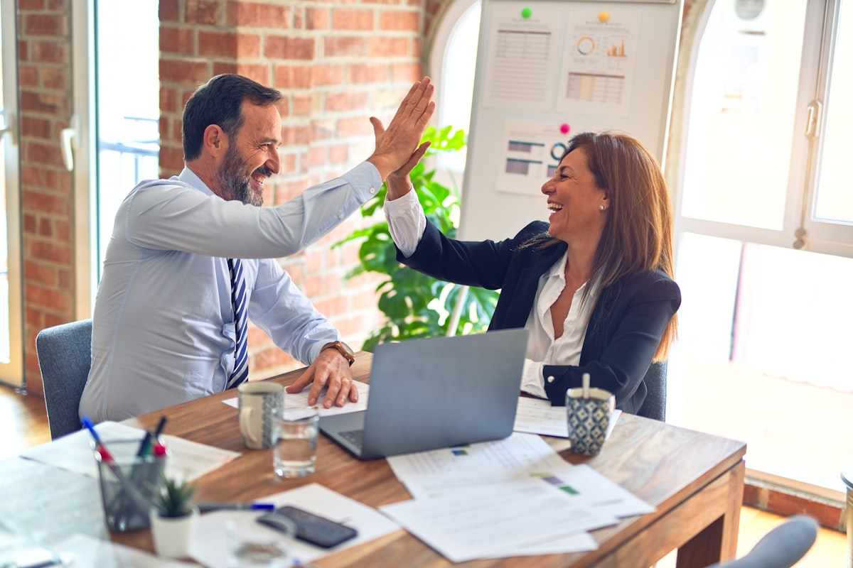 IT consultant meeting with a small business client